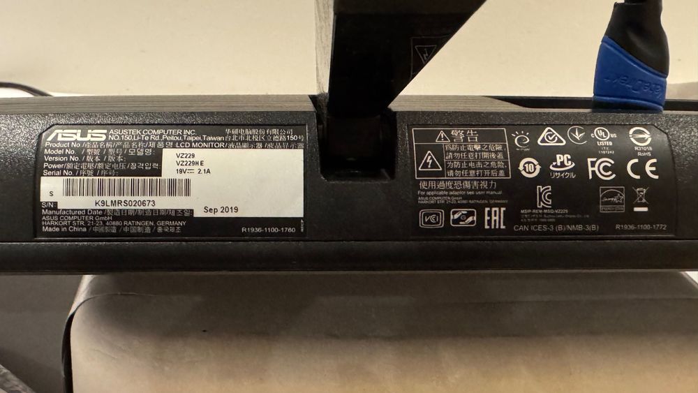 Monitor Asus 22”