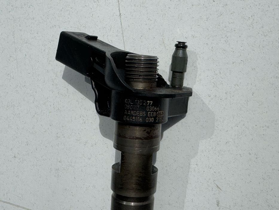 Форсунки CBA 03L130277 Passat B6 B7 CC Golf 6 Skoda A5 Touran Caddy