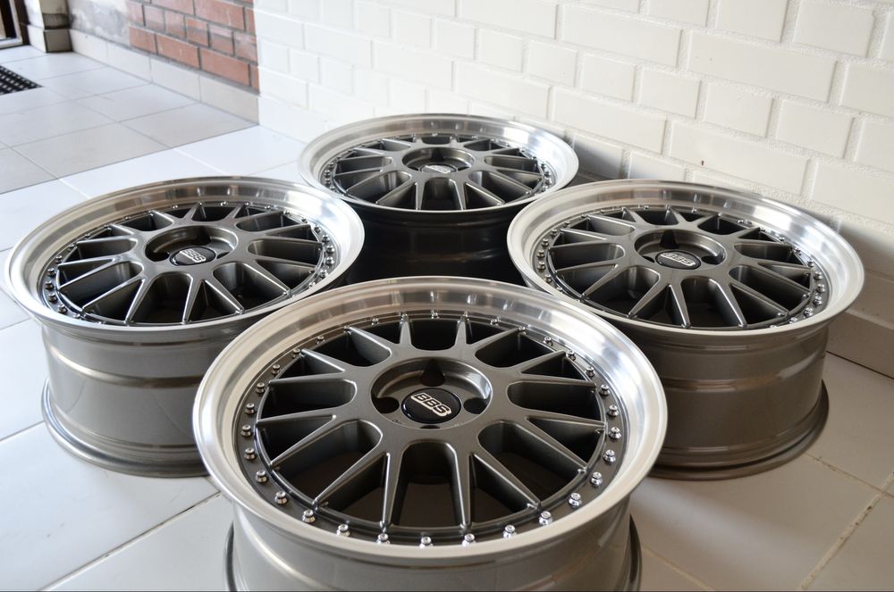 LICENSED By BBS ASA REVOLUTION18インチ LICENSED By BBS ASA