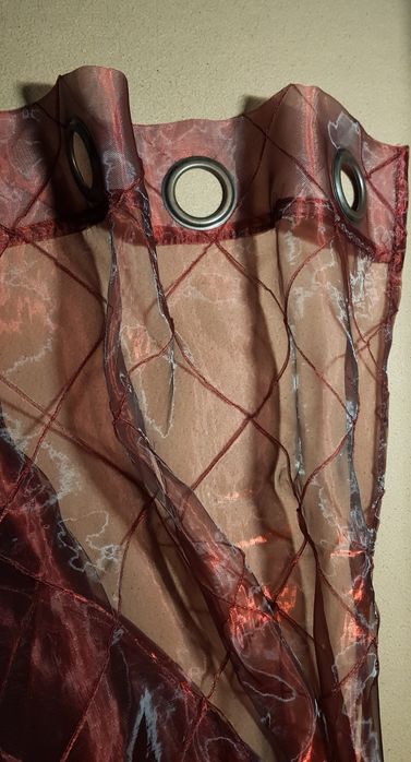 Vendo este Cortinado com brilho, transparente, com argolas