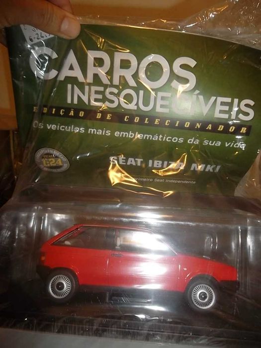 CARROS INESQUECÍVEIS Escala 1:24 - impecáveis, NOVOS na embalagem
