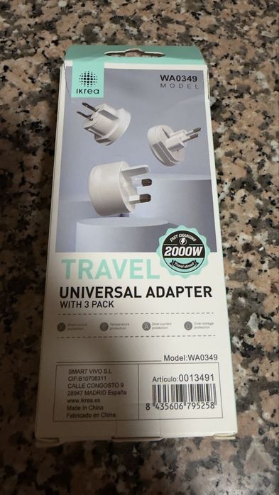 Adaptador Universal - 3 Diferentes Saídas de Tomadas