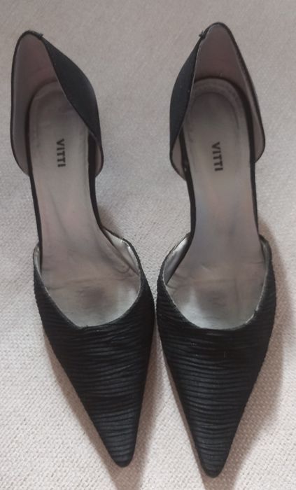 Sapatos seda selvage.