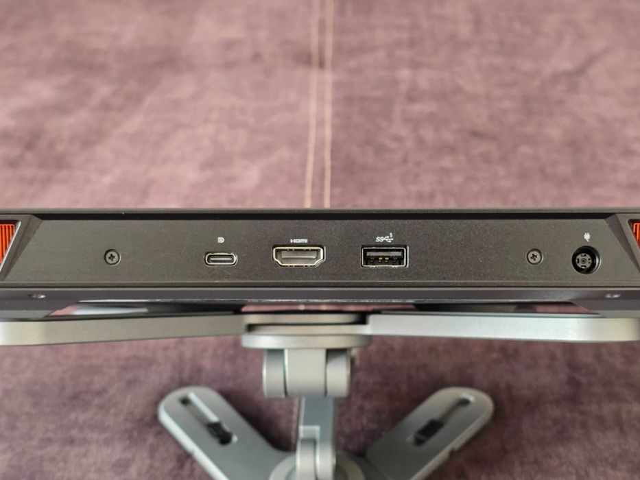 Dell G15 5535 (15,6" FHD 165Hz/ R7 7840HS/ 16 DDR5/ 512 SSD/ RTX 4060)