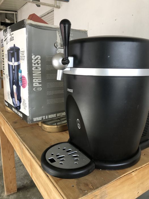 Beer Tap & Cooler Heineken