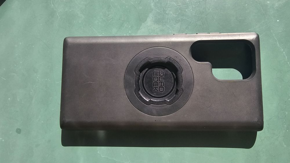 QUAD LOCK Samsung S22 Ultra