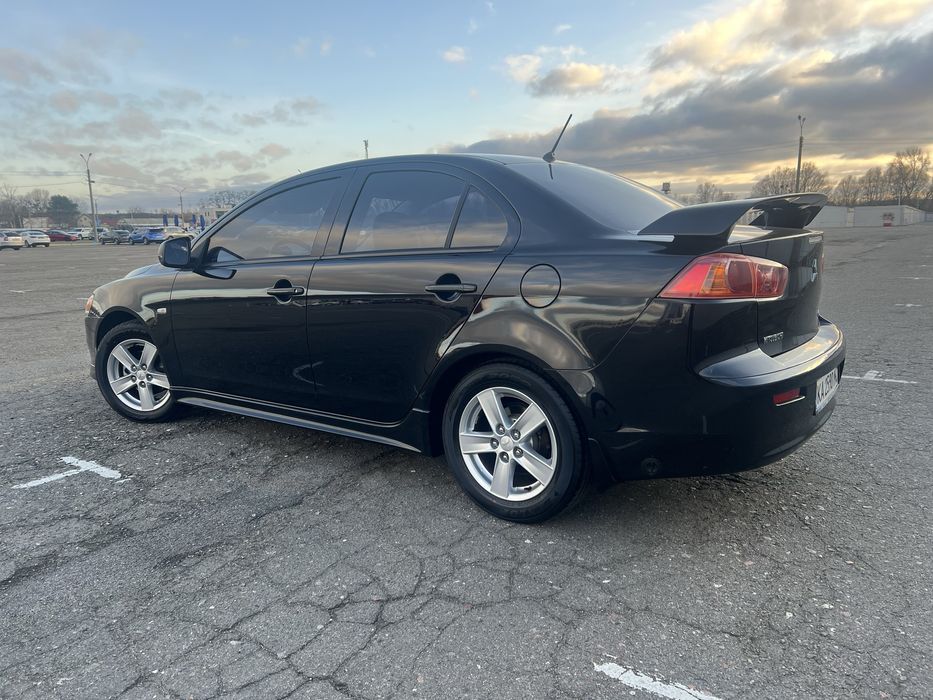 Mitsubishi lancer 2.0