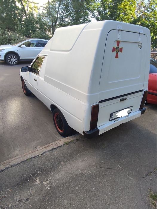 Таврия Пикап 1.2 950$