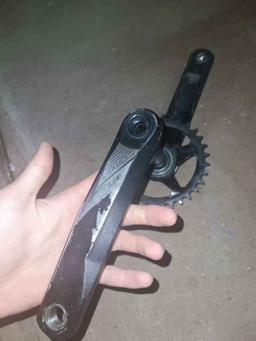 Срочно продам  шатуны Fsa comet