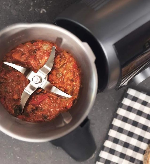 Robô de cozinha semi novo Cecotec