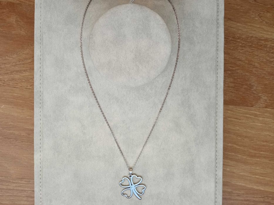 Nowy srebrny Naszyjnik Koniczyna Koniczynka Łańcuszek 45 cm