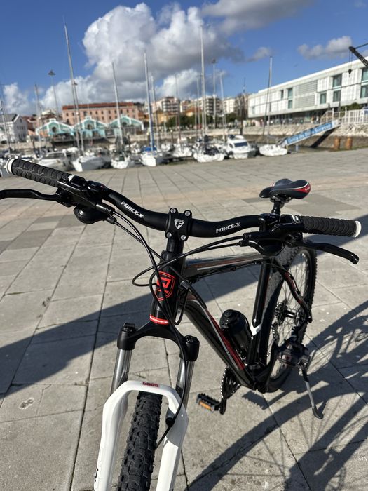 Bicicleta Cube e Quer como novas