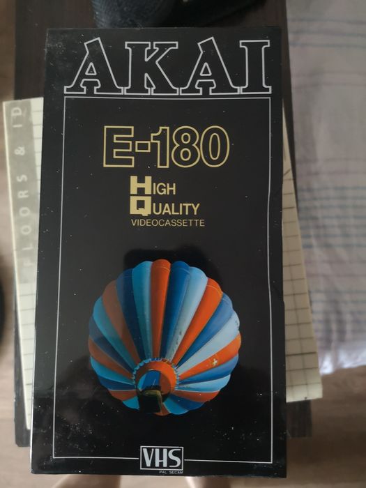 Видео кассеты VHS 180