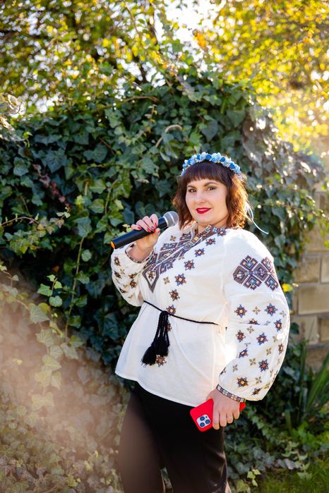 Солістка-вокалістка, ведуча, фото та відео на ваше свято