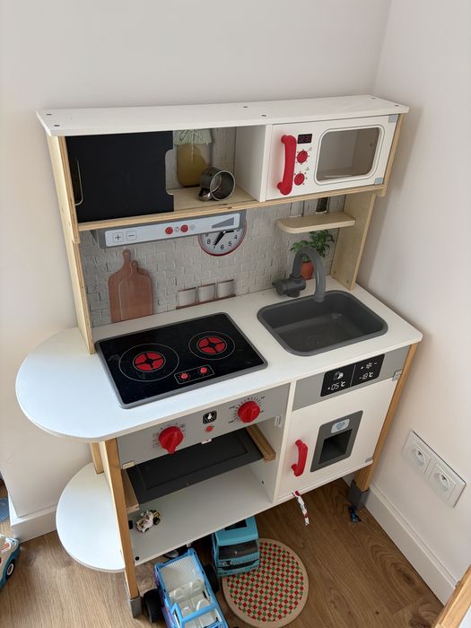 Kuchnia zabawkowa