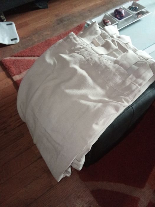 2 Curtains in Excellent Condition, Like New