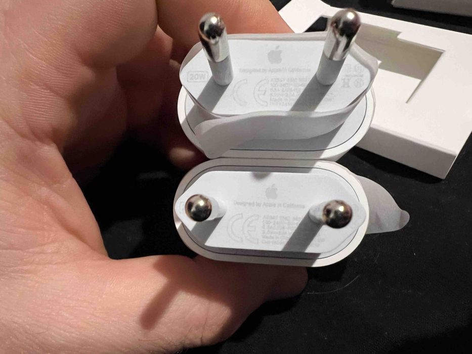 Apple USB-C мощностью 20 Вт. ЕОМ