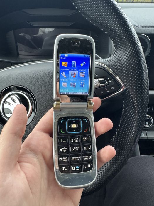 Nokia 6131, гарний стан