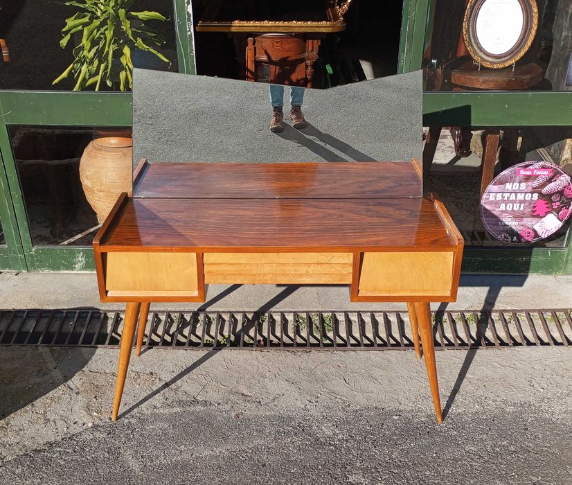 Toucador vintage com banco anos 60/70