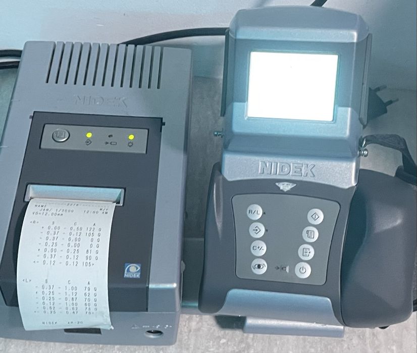 Autorefraktometr przenośny Nidek AR-20