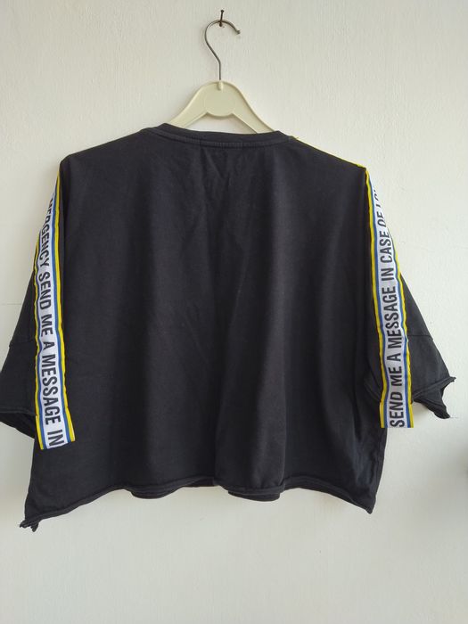 Crop Top preto com risca nas mangas - Pull & Bear - Tamanho S