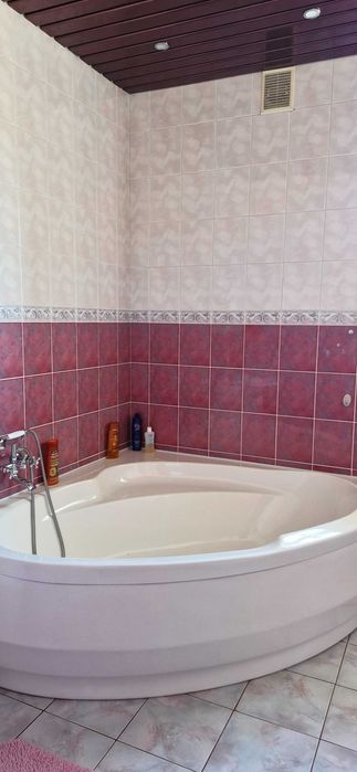 Продаж будинку в центрі Сваляви