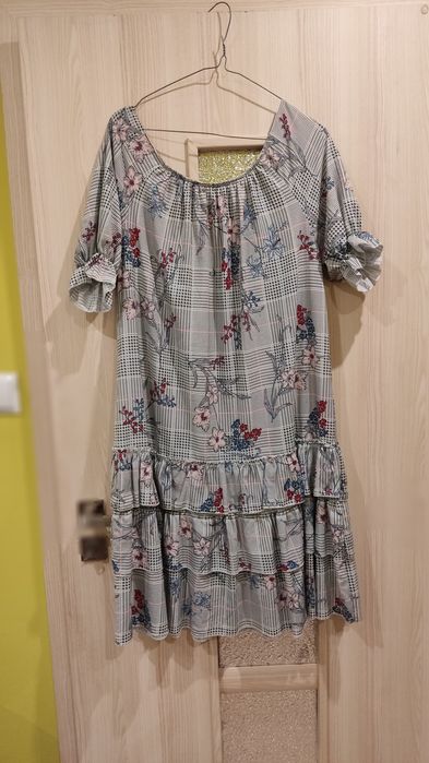 Sukienka Boho w kwiaty