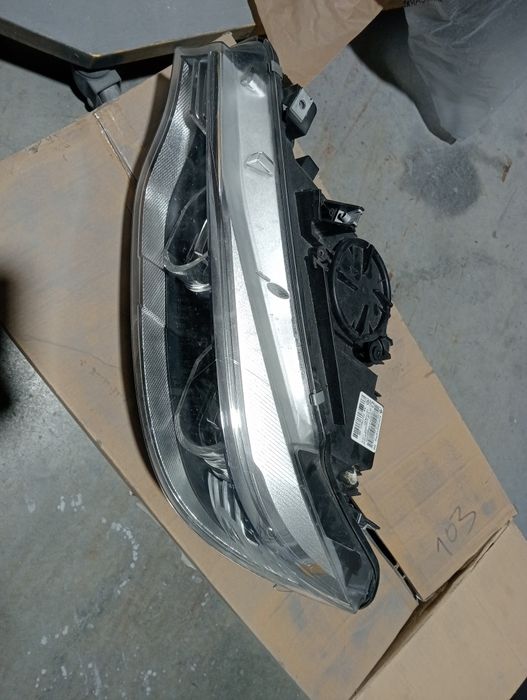 Farol Led AHL  esquerdo BMW 2017