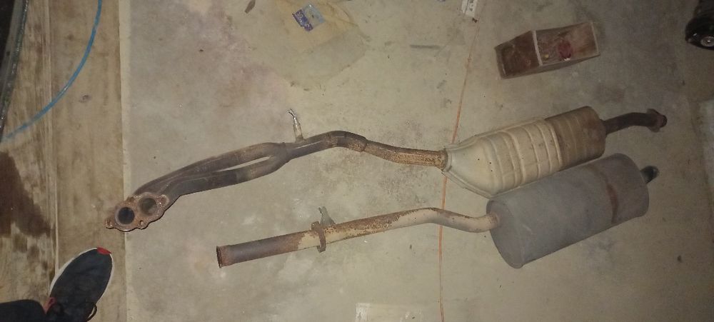 E36 coupe chapeleira e escape