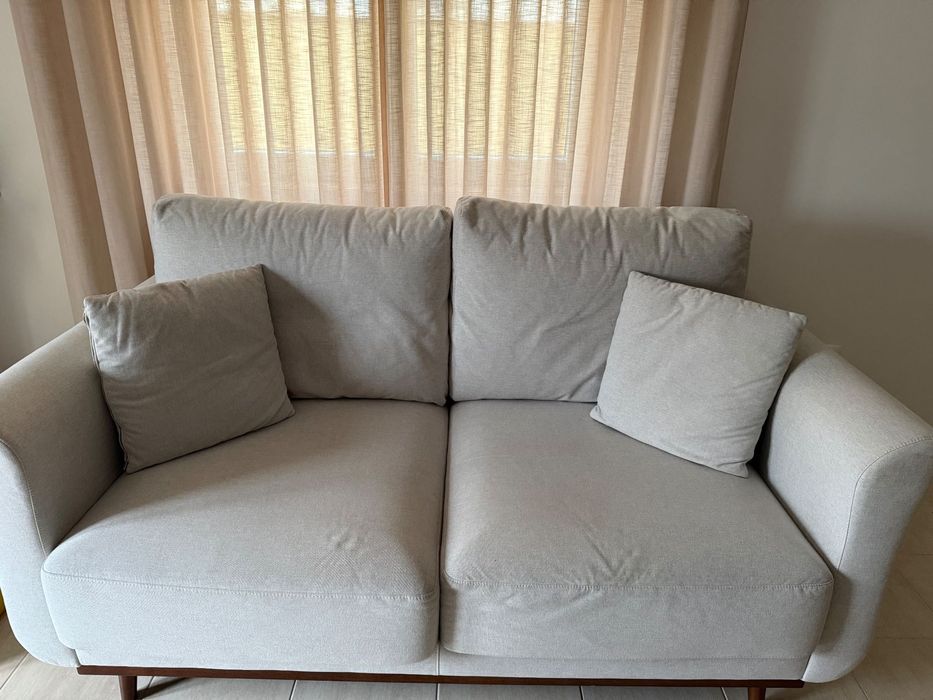 2 sofás como novos com tratamento anti manchas