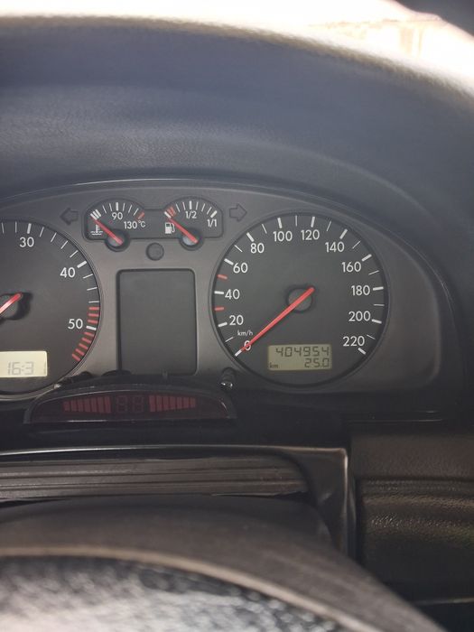 Passat b5  1.9 tdi 2xx
