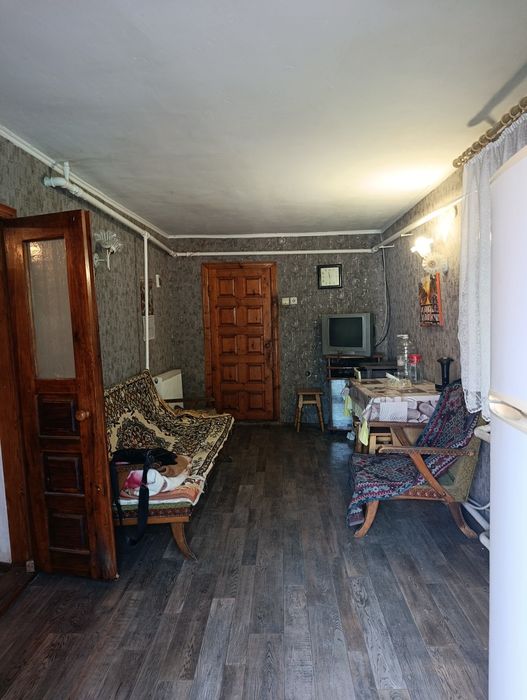 Продається будинок р-н Готвальда