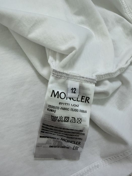 Футболка Moncler