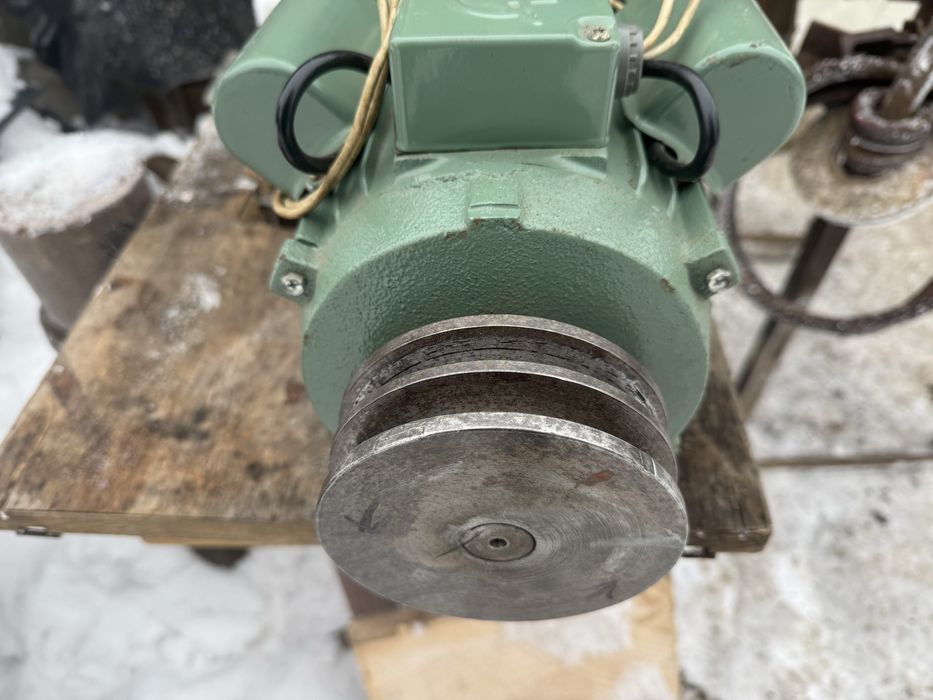 Електродвигун 4квт 220в