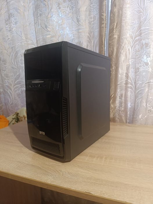 Продам игровой компютер срочно