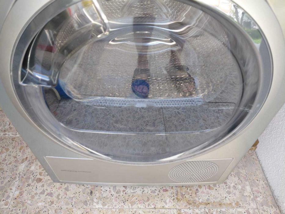 Máquina de Secar Roupa Balay – 8 kg | Bomba de Calor | Classe A++ | Inox