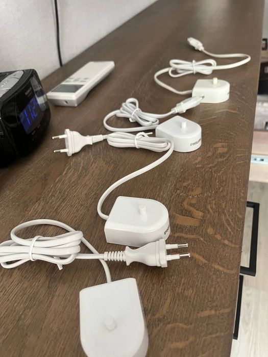 Нова зарядка для зубних щіток Філіпс оригінал