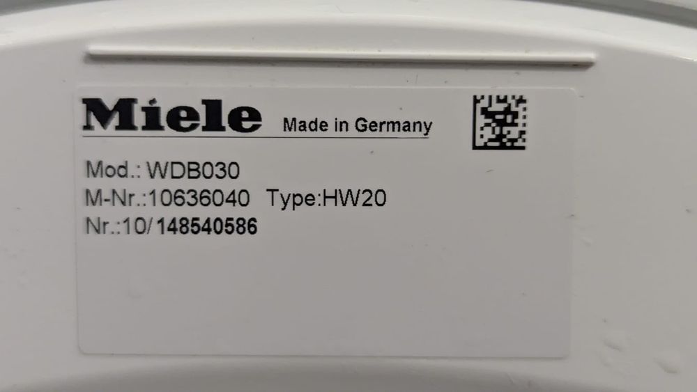 Преміум пральна машина Miele wdb030