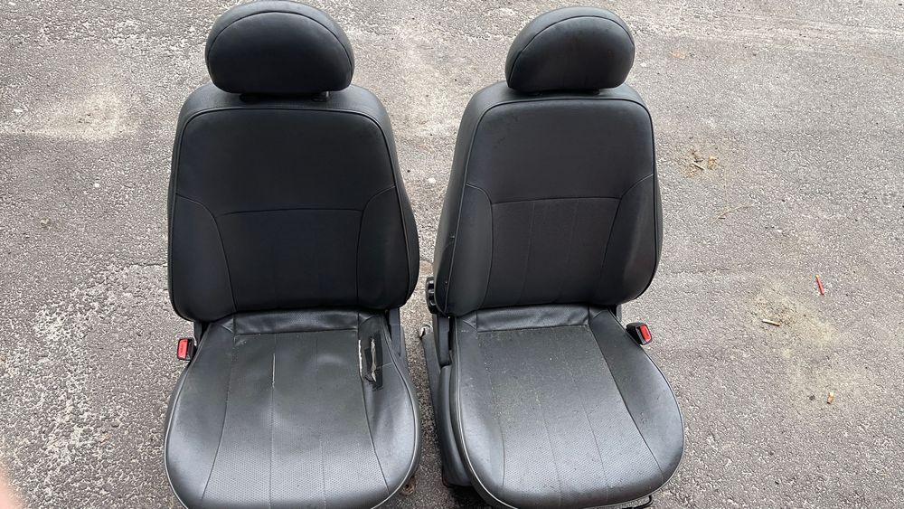 Сиденье передние