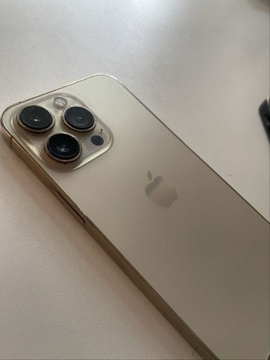 Iphone 13 pro stan idealny