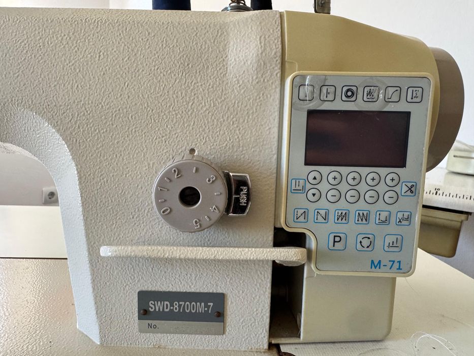 Máquina de costura ponto corrido Sewmaq