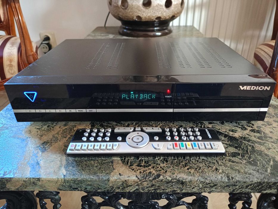 Odbiornik Satelitarny Tuner z Dyskiem Twardym 500 GB HDD MEDION