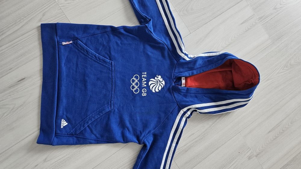 Niebieska bluza nike adidas 128 122