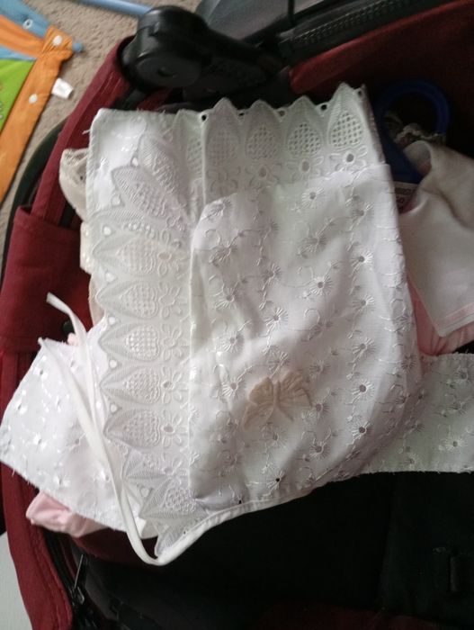 Безкоштовно для дівчинки