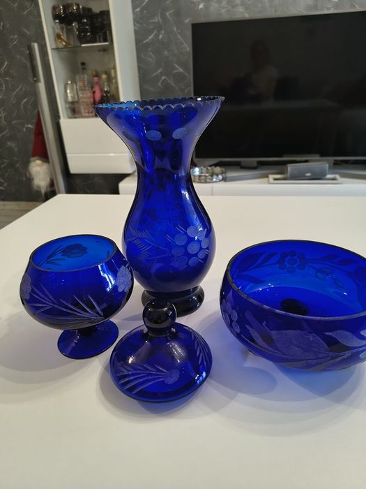 Stary komplet kobaltowe szklo