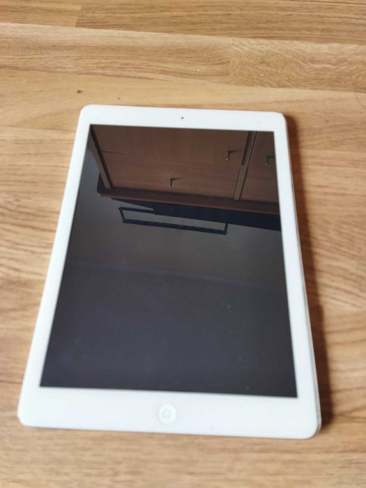 Tablets para arranjar ou peças