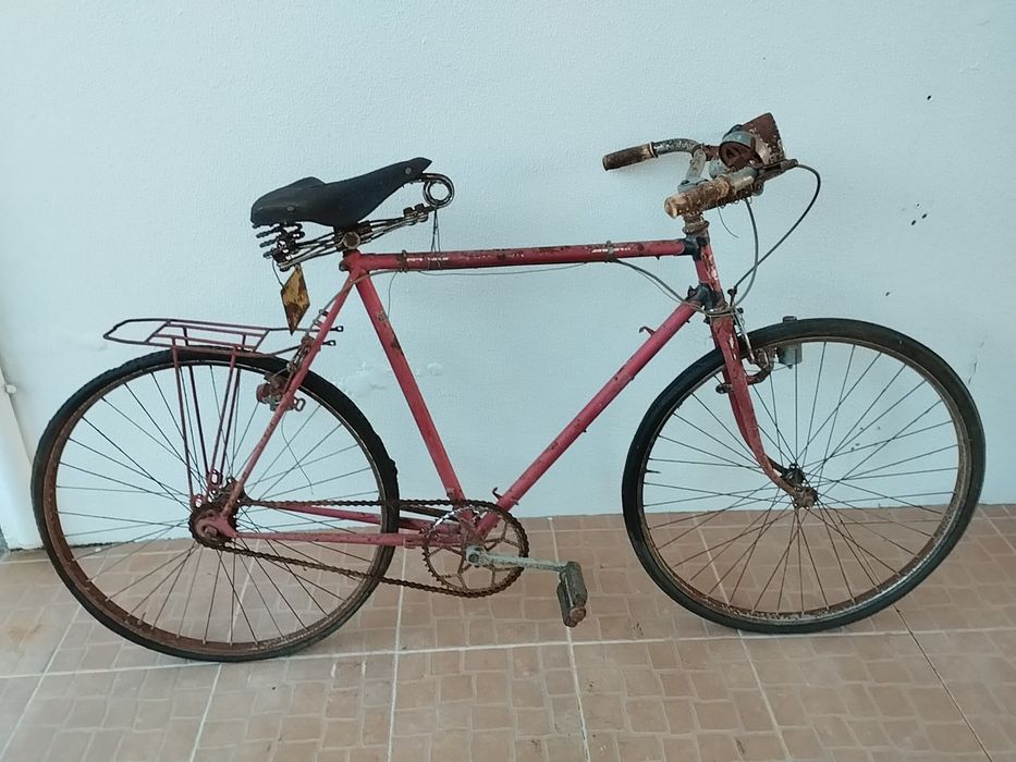 Bicicleta pasteleira de homem