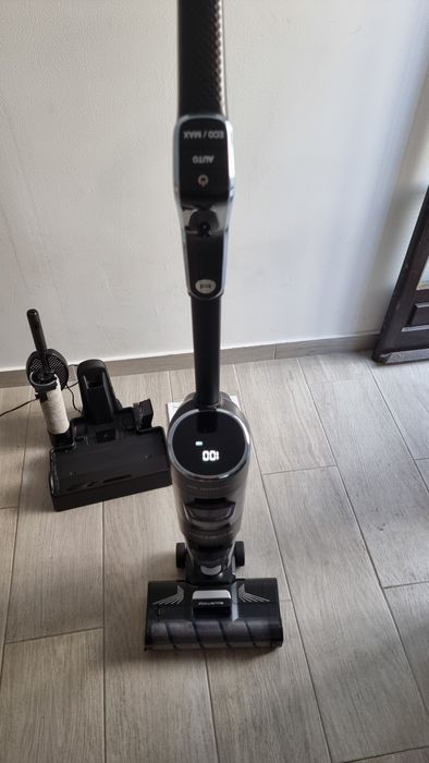 Aspirador ROWENTA X-Clean 4