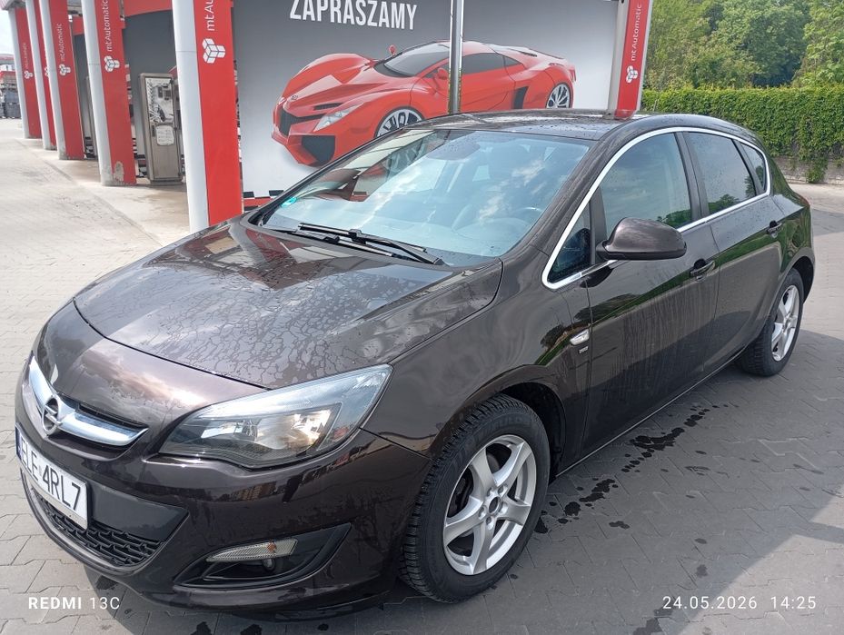 Opel Astra J 2014r. 1.4 Benzyna Kamera#Navi#Chrom#Alu16#Zarejestrowany