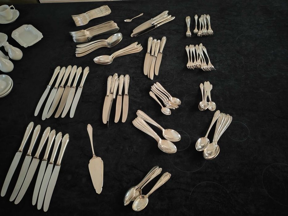 Platery posrebrzane sztućce zastawa stołowa 12 osób próba 90 119 sztuk